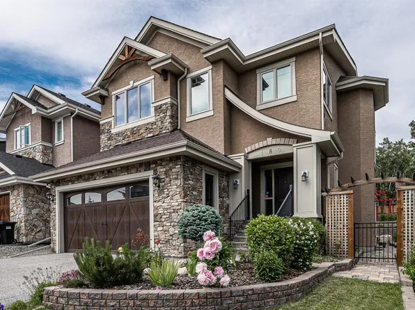 180 S Ascot Dr SW, Calgary, AB T3H 0V2