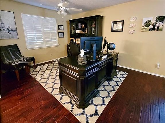 3rd image of 9697 Wedd St