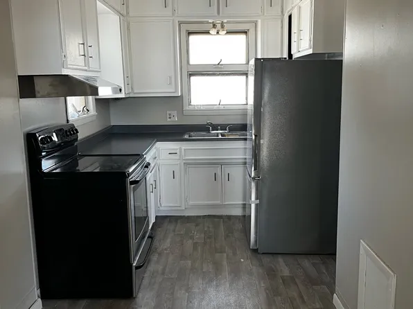 504 Honeywell Park #1, Hoopeston, IL 60942