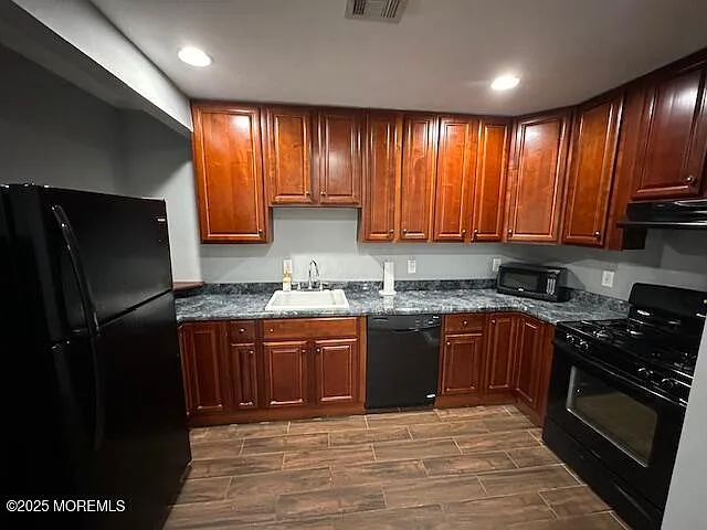 216 Ocean Gate Ave #2 — Photo 4