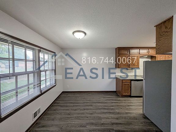 5th image of 808 NW 15th St
