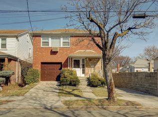 15043 24th Rd, Whitestone, NY 11357