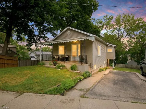 16 King Edward St, Brant, ON N3L 2G6