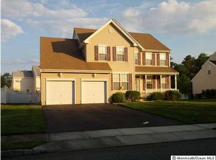 8 Catalina Ave, Barnegat, NJ 08005