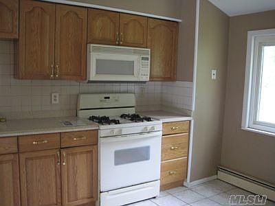2nd image of 12 Terapin St