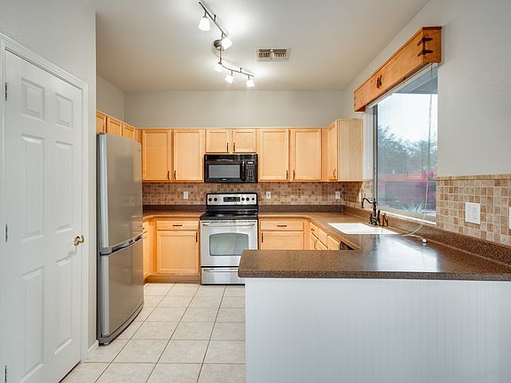 2nd image of 18386 W Western Star Blvd
