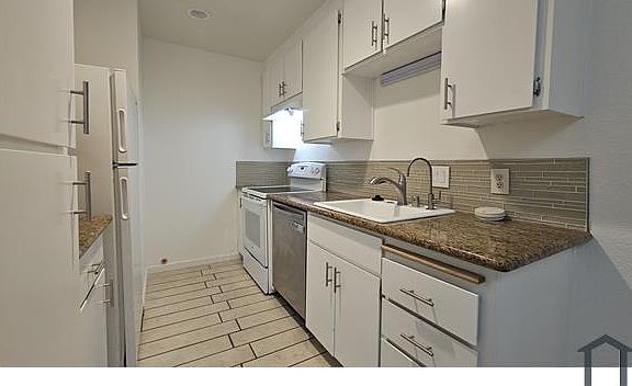 4th image of 309 Tradewinds Dr APT 11
