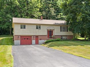 25 Wildwood Rd, Augusta, ME 04330