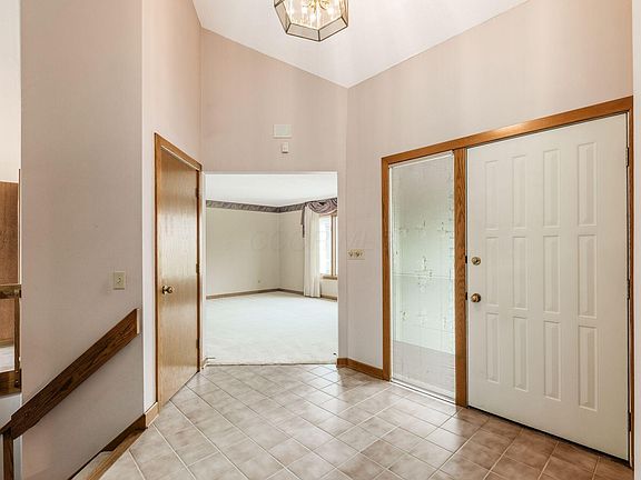 5th image of 6110 Sugar Maple Ct