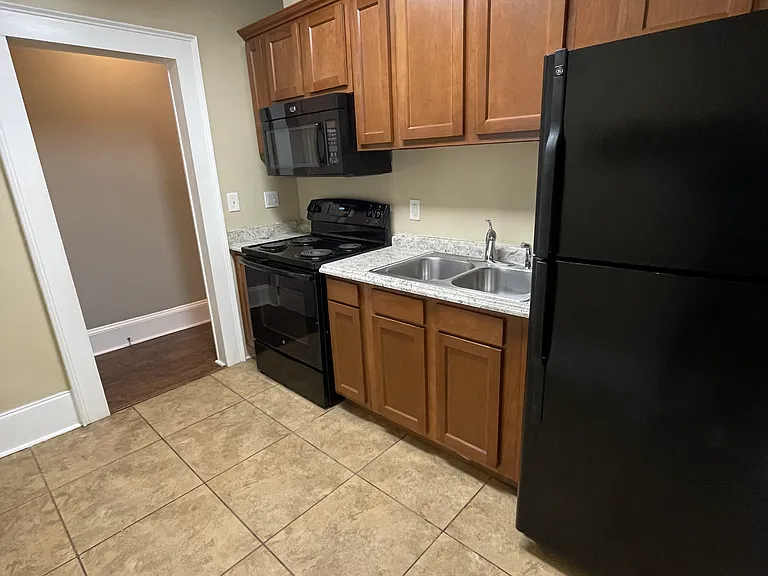 1132 Montreat Ave SW #1 — Photo 7