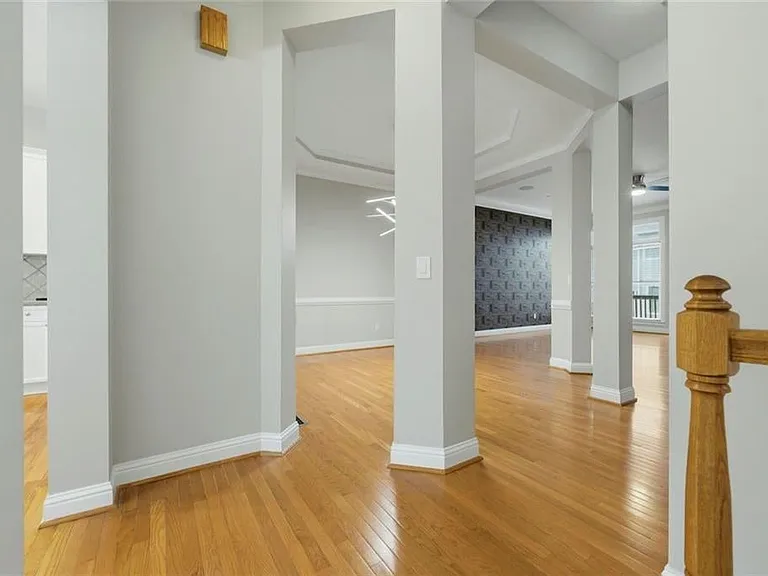 319 Creekbank Way SE — Photo 11