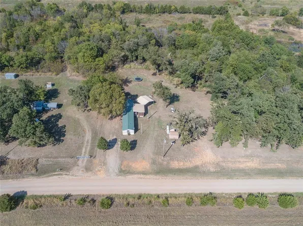 7414 E 104th St, Perkins, OK 74059