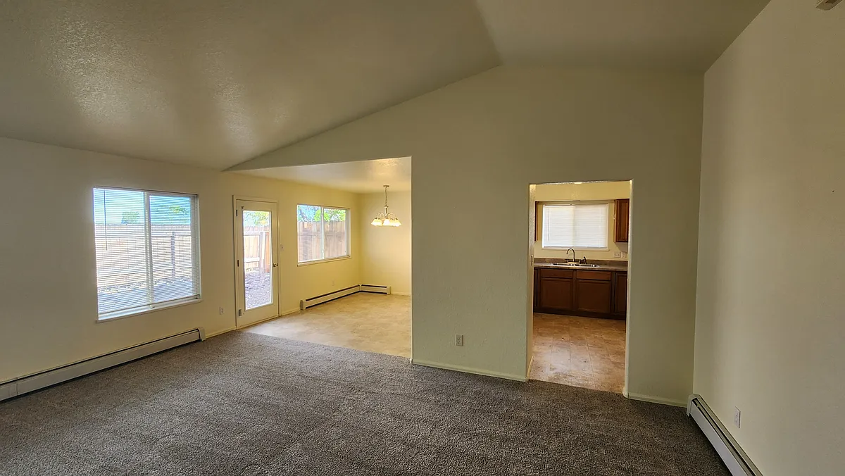 Building Photo - 1109 Anthracite Creek Ave