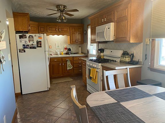 5th image of 19 Capri St