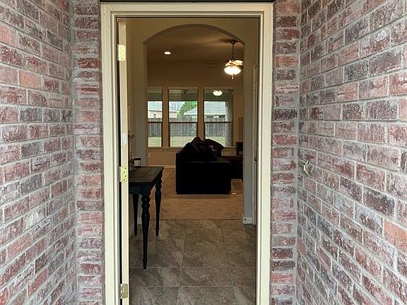 3rd image of 617 Jennie Marie Cir