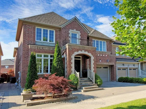 55 Gillings St, Markham, ON L6C 0G3