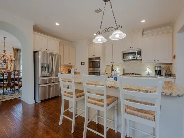 340 Dogwood Valley Dr, Collierville, TN 38017