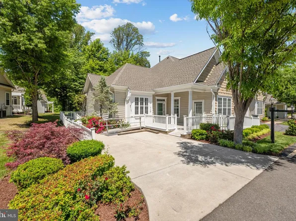 2140 Vittoria Ct #66, Bowie, MD 20721