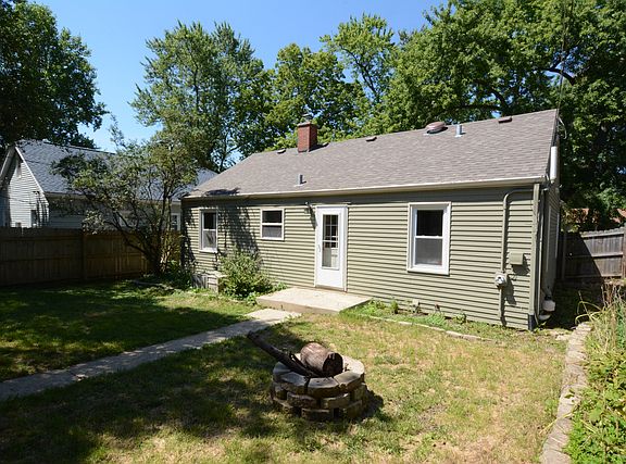 5th image of 7 N Adams St