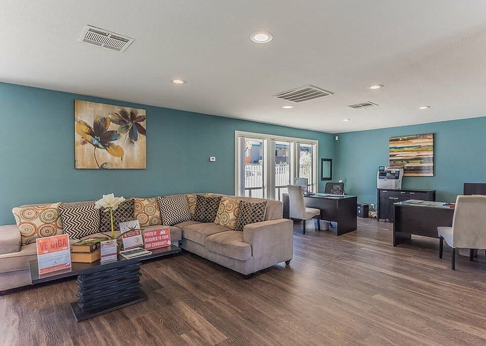 Emerald Park living room