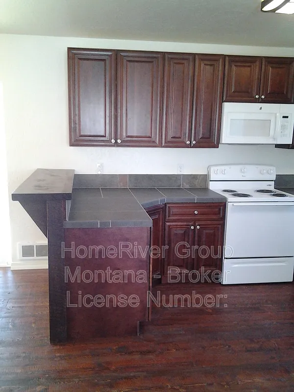 2 bed, 1.5 bath, 966 sqft, $1,695 — Photo 4