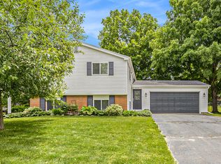 5134 Surf Dr NE, Rockford, MI 49341