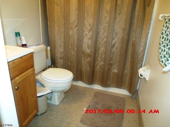 4th image of 10 Sunrise Dr Unit 4
