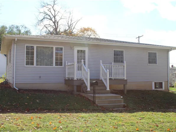 400 W South 2nd St, Shelbyville, IL 62565