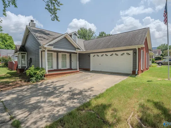 147 Hollington Dr NE, Huntsville, AL 35811