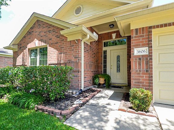 2nd image of 3606 Winstrome Ct