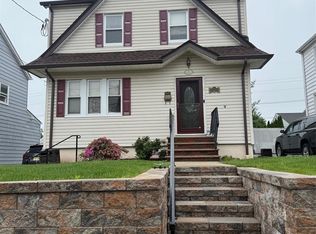 431 Sussex Rd, Wood Ridge, NJ 07075