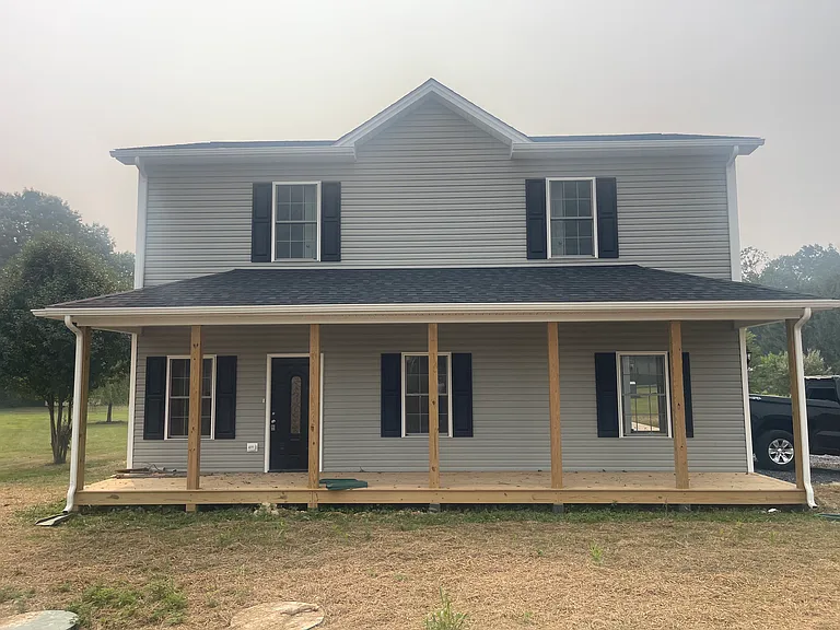 321 Sara Ann Ave — Photo 2