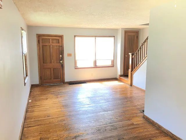 410 E Parkland Ave — Photo 2