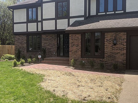 4th image of 4321 Mumford Dr