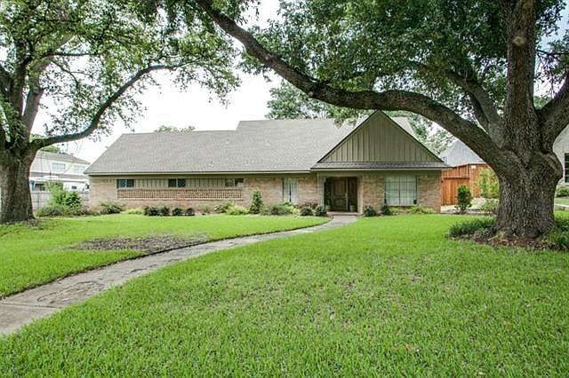 1st image of 4117 Courtshire Dr