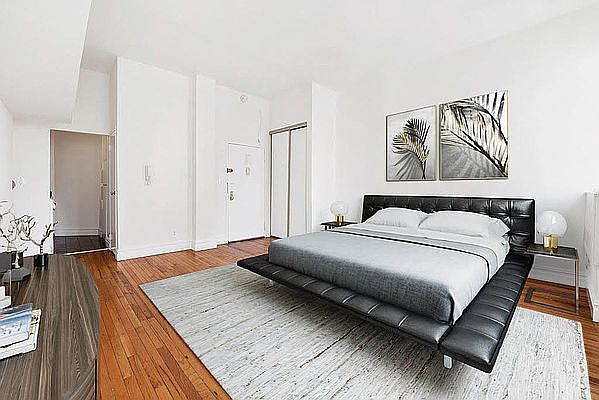 1st image of 154 W 70th St APT 7D
