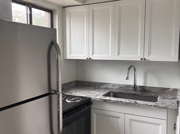 Downtown Lake Orion Apartements, 144 N Lapeer St #621afc20a, Lake Orion, MI 48362