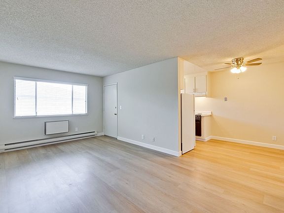 5th image of 5500 Camden Ave #D6