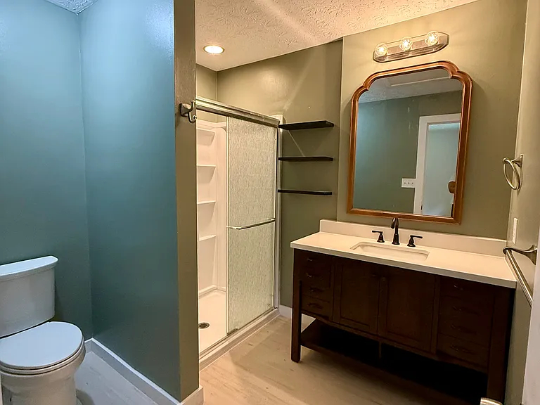 108 Allen Rd — Photo 4