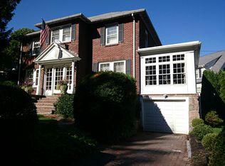 25 Bellevue Hill Rd, West Roxbury, MA 02132