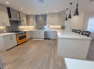 12364 Emelita St, Valley Village, CA 91607