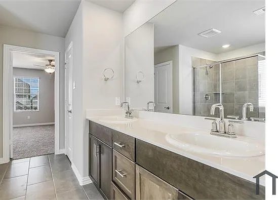 2612 Gateway Ave — Photo 17