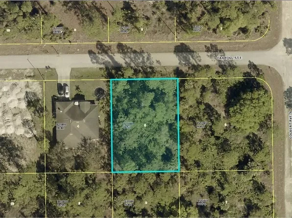 1024 Carroll St E, Lehigh Acres, FL 33974