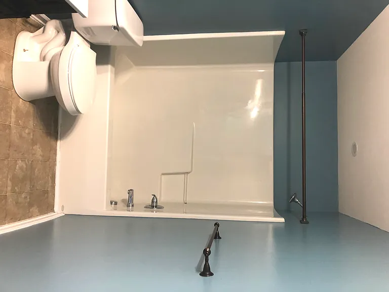 105 Palmdale Ct — Photo 10