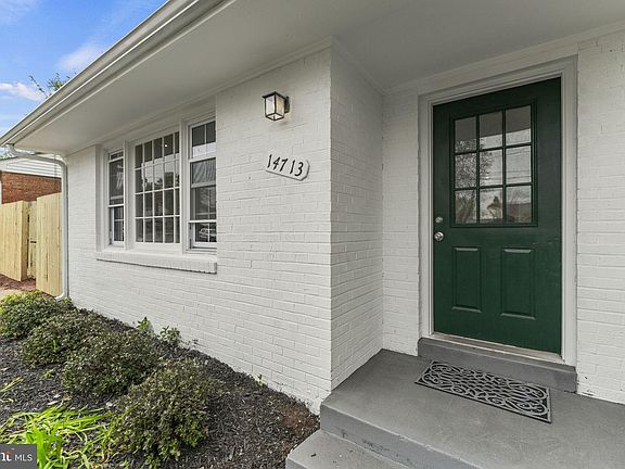 4th image of 14713 Crenshaw Dr