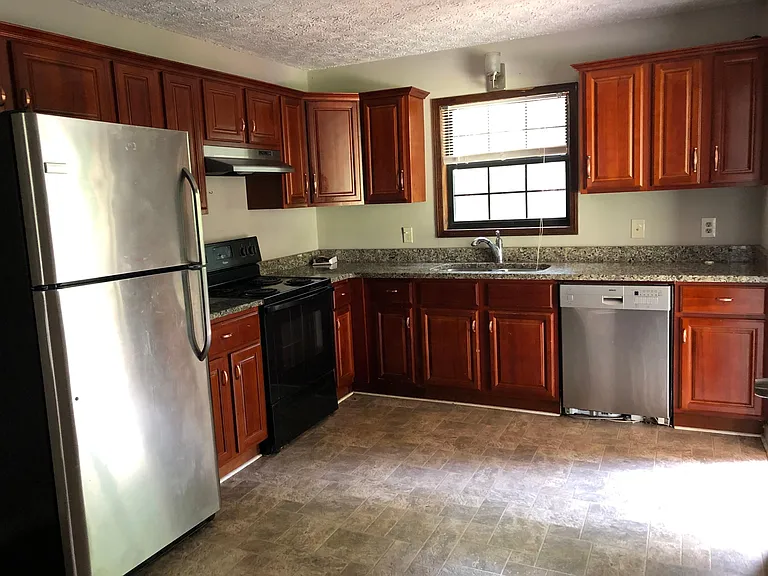 1861 Jimmy Dodd Rd — Photo 2