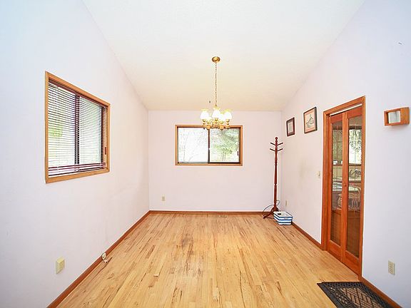3rd image of 2411 S Timberlane Dr