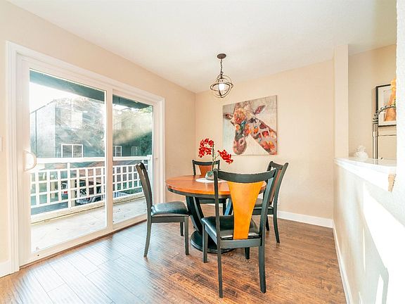 4th image of 1634 11th St Unit 2