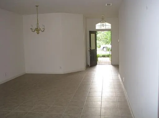 465 Victoria Hills Dr — Photo 14