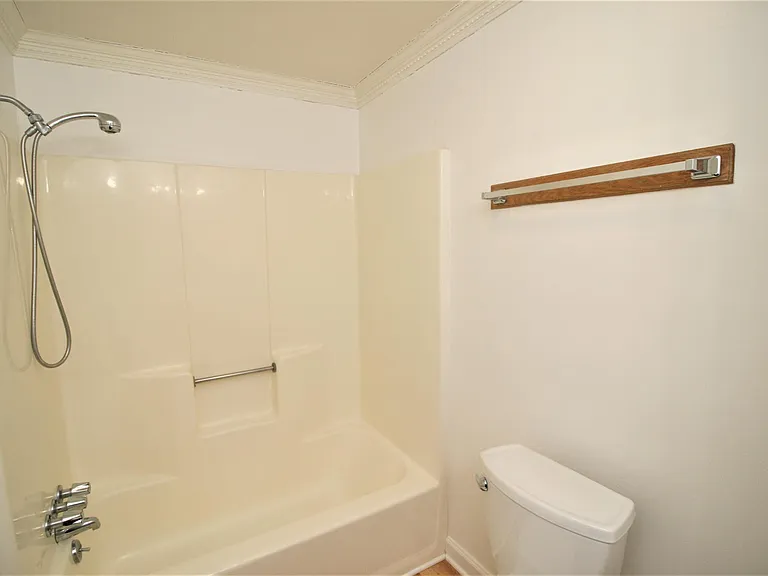 118 Middle Point Ct — Photo 21